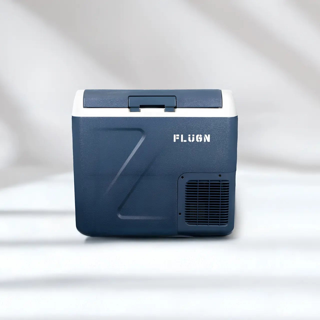 FR19 i portable fridge freezer for camping and travel